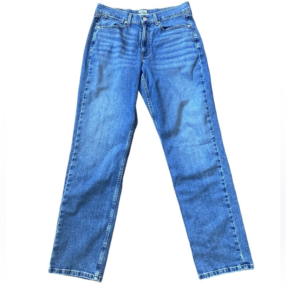L.L. Bean Favorite Fit Jeans Women’s Size 10 Blue High Rise Straight Leg Denim